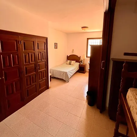 Zen Den Coliving - For Digital Nomads Only * 阿罗纳